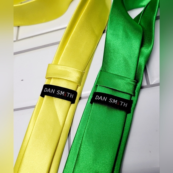 DAN SMITH Lot of 2 Men’s Silk Like Skinny Ties Neon Color(s) 2inW  57inLColor(s - Picture 3 of 3